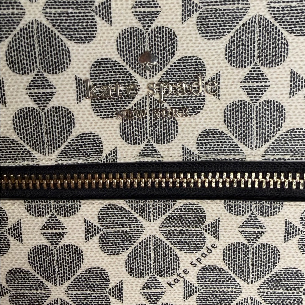 Kate Spade “Spade Flower Print” bag - Picture 2 of 7